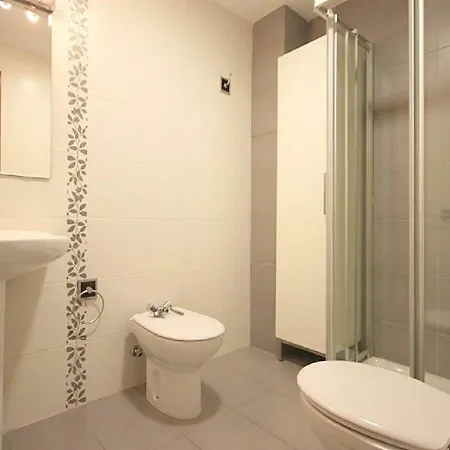 Marlenghi 8 2a Apartamento *